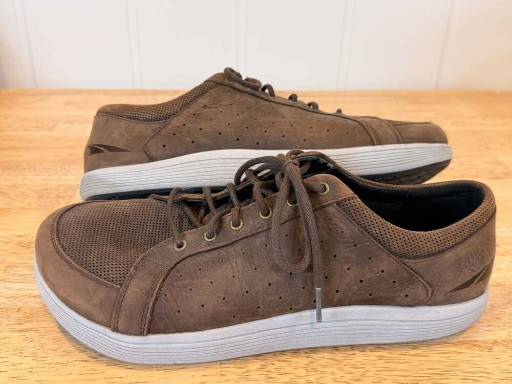 Altra Men's Cayd Brown Low-Top Perforated Leather Sneakers Size 11